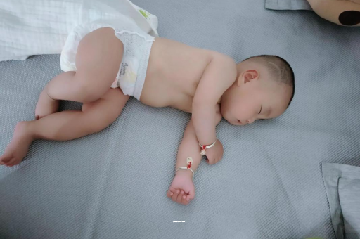 吴忠宝宝上火有眼屎